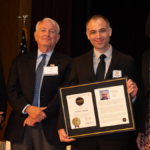 博士拉尔夫豪斯获2023州长优异奖